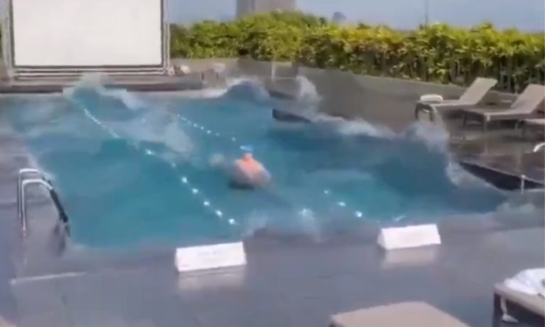 VÍDEO | Turista fica preso em piscina de hotel durante terremoto em Taiwan