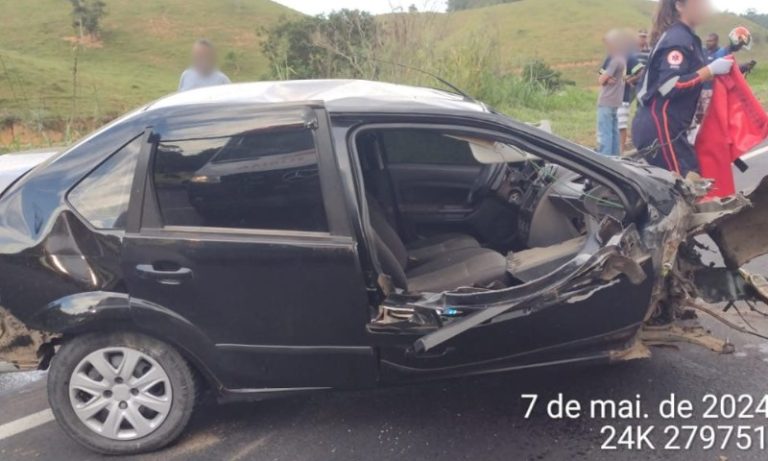 Acidente na BR-101 deixa dois mortos e um ferido em estado grave no Sul do ES