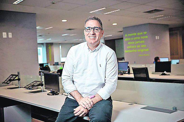 As profissões do futuro estão nos cursos EAD
