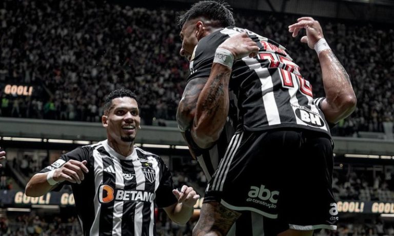 Classificado, Atlético-MG encara Peñarol de olho na liderança geral da Libertadores
