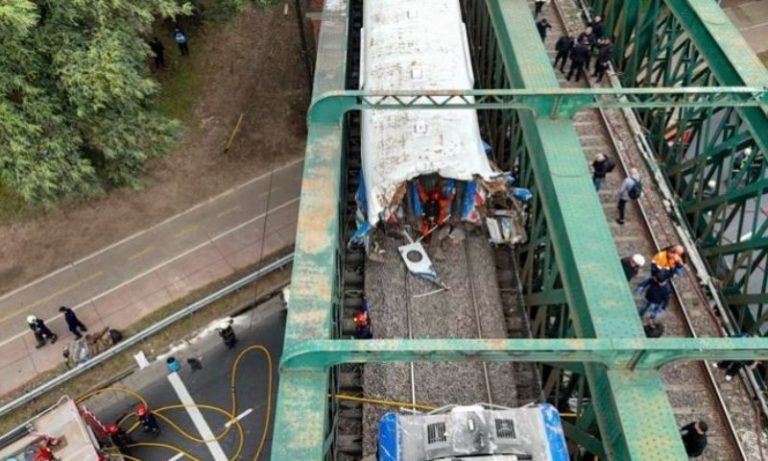 Colisão de trens em Buenos Aires deixa ao menos 90 feridos