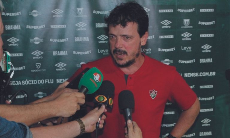 Diniz elogia vitória e projeta jogo contra o Atlético-MG no Kleber Andrade