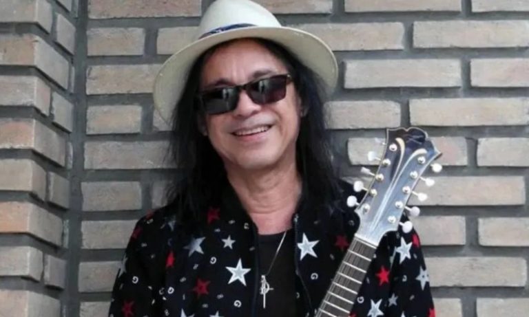 Morre fundador e ex-vocalista do Chiclete com Banana aos 64 anos
