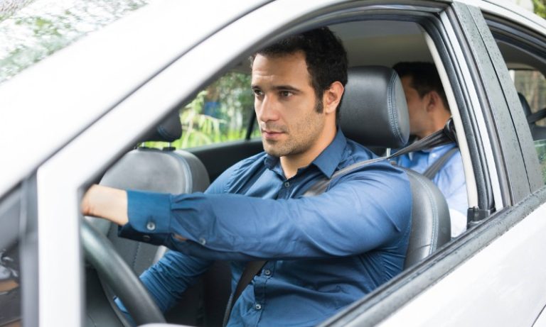 Motoristas têm trabalhado mais e ganhado menos