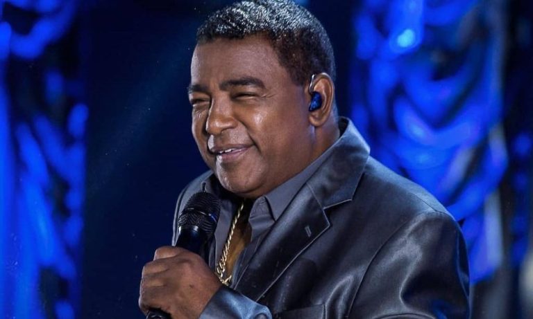 Pagodeiro? Vocalista do Raça Negra explica o gênero musical do grupo