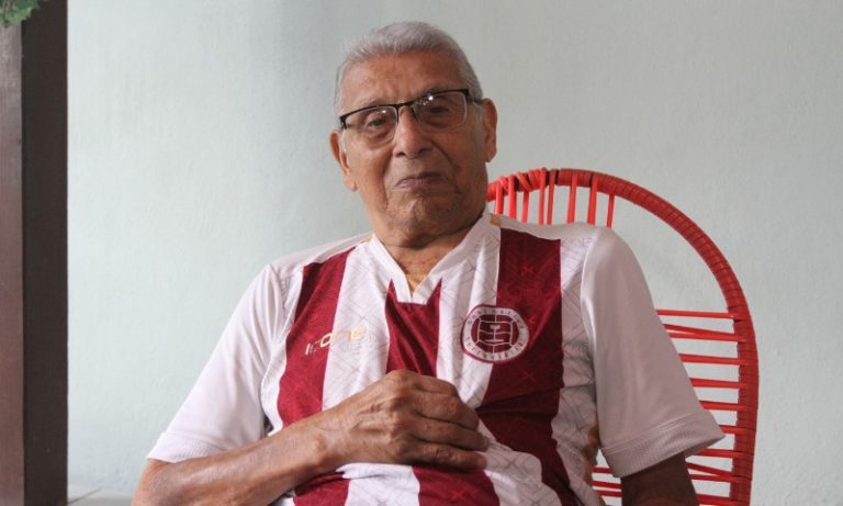 “Participei da era de ouro do futebol capixaba”, conta ex-goleiro da Desportiva