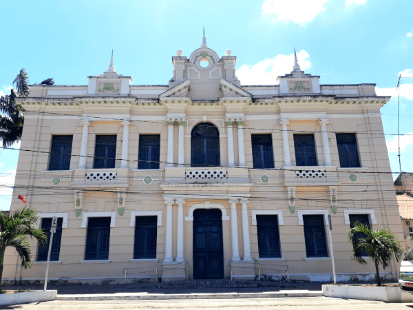 Prefeitura de Goiana (PE) prepara concurso com 1.143 vagas