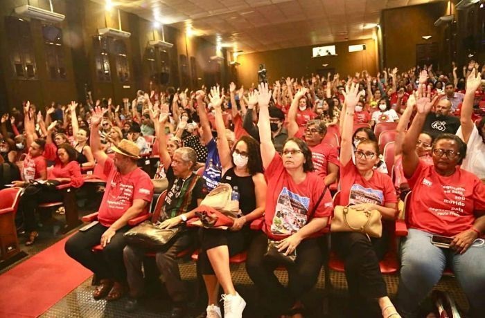 Servidores da Educação de Pernambuco terão reajuste salarial já agora em junho