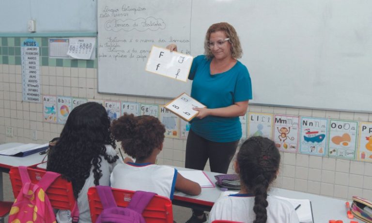 Vitória entre as capitais com mais pessoas alfabetizadas