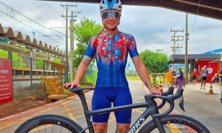 Ciclista campeã paulista morre atropelada durante treino em estrada de MG