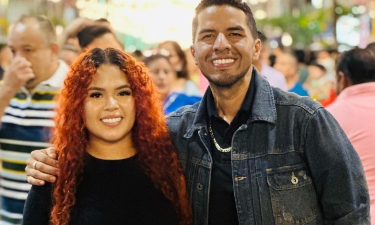 Deputado influencer e esposa morrem em ataque a tiros em circo no Equador