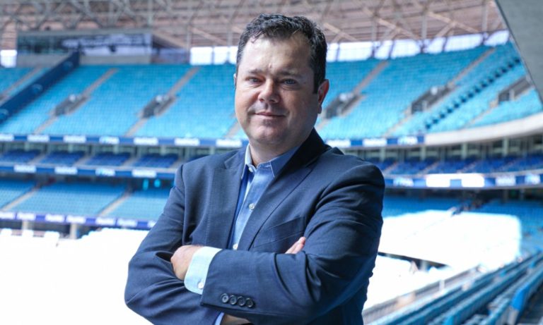 Diretor do Grêmio diz que CBF não fez nada por clubes do Sul após tragédia
