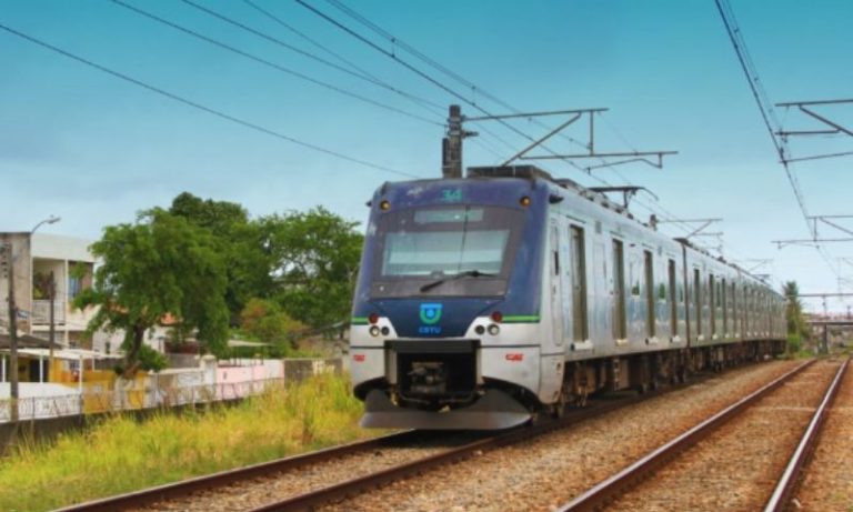 Metrô do Recife: usuários reféns da agonia e da espera por 2025