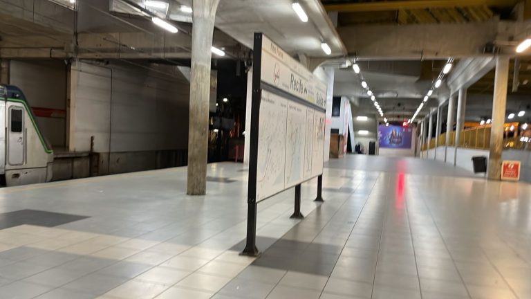 Estação Centro do Metrô fechada por problemas na rede elétrica