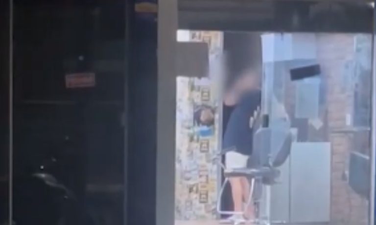 Guarda Municipal armado invade barbearia e ameaça funcionários em Vila Velha