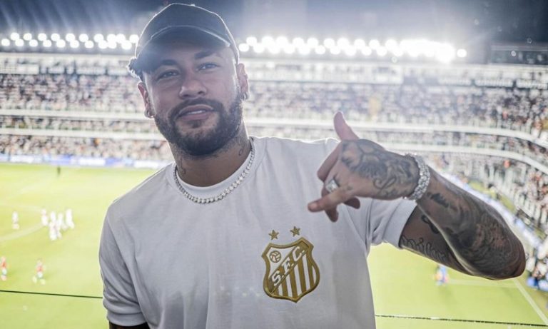 Neymar fala sobre lesões, Bola de Ouro e Santos: ‘Nunca deixei de ser protagonista’