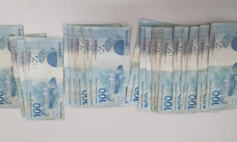 Recife: almirante reformado, de 81 anos, é extorquido em mais de R$ 500 mil