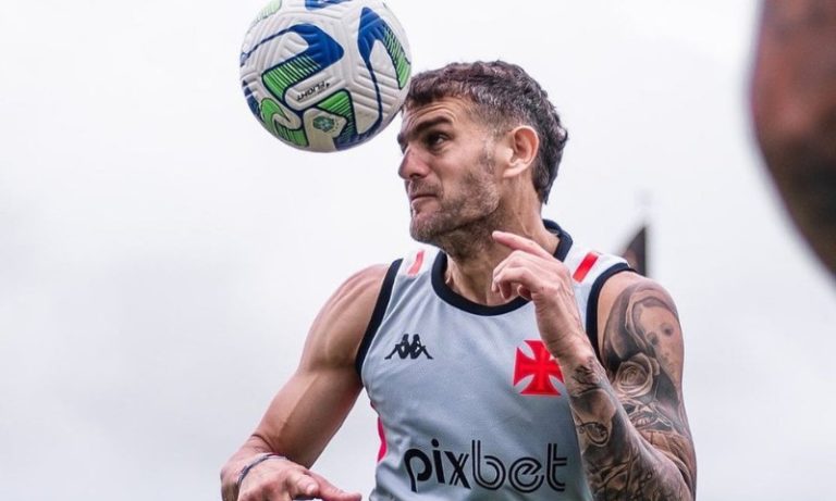 Sem Vegetti, Vasco encara Juventude por reação após dura sequência no Brasileirão