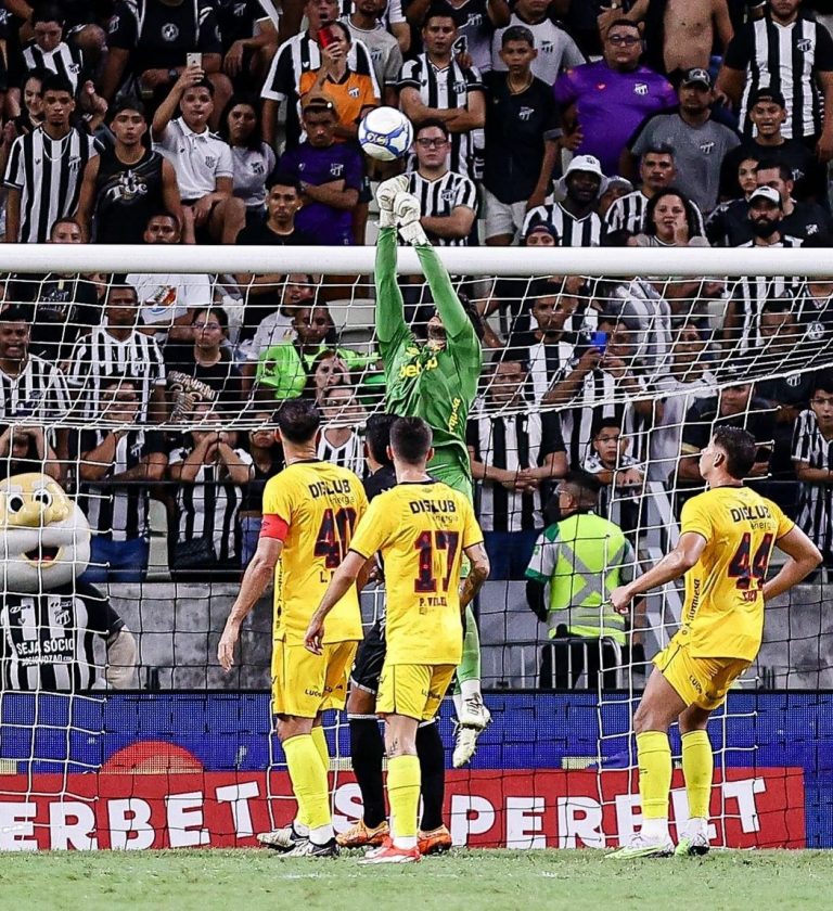 Sport empata sem gols com o Ceará e tira o Santos do G-4 da Série B