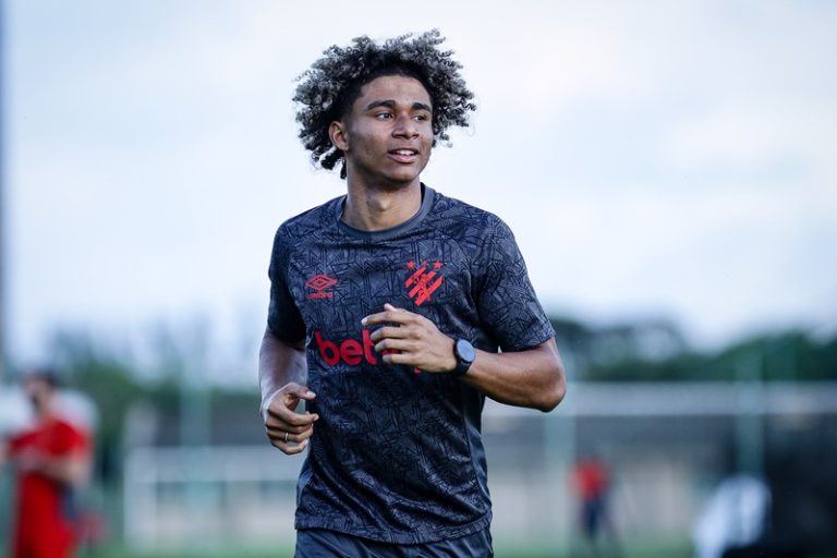 Nada de Chelsea! Pedro Lima é vendido para o Wolverhampton, da Inglaterra