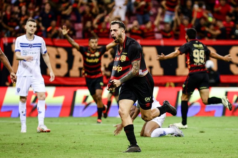 Sport volta a vencer e encosta no G-4 da Segundona, mesmo com um jogo a menos