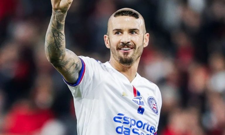 Bahia ganha do Athletico-PR fora de casa e dorme no G-4 do Brasileirão