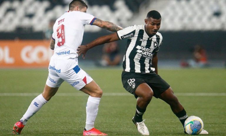 Botafogo e Bahia iniciam disputa acirrada nas oitavas de final da Copa do Brasil