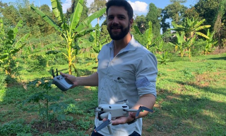 “Chuva de veneno” aumenta risco de contaminação e ameaça produção de mel no ES
