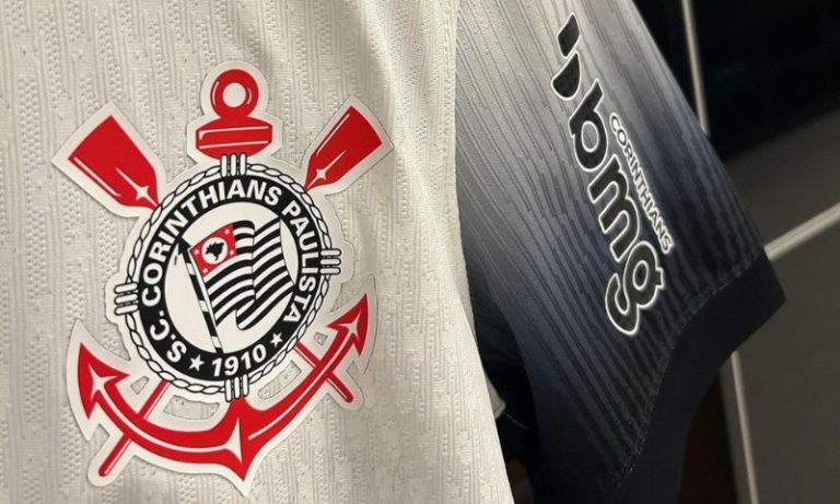 Corinthians anuncia novo patrocinador e contrato de mais de R$ 300 milhões