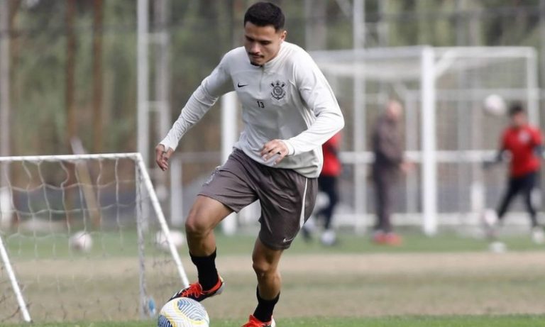 Corinthians recebe o Vitória e tenta diminuir crise após saída de António Oliveira