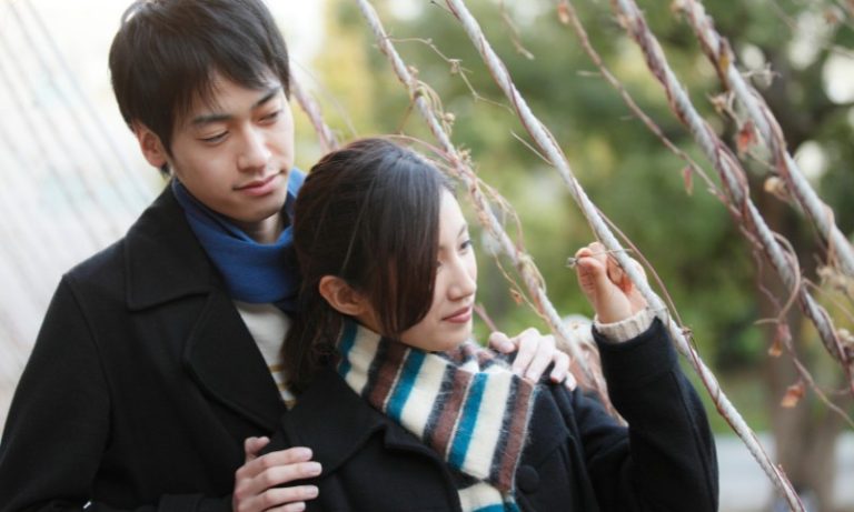 Em crise demográfica, Japão pergunta aos jovens por que eles não estão se casando