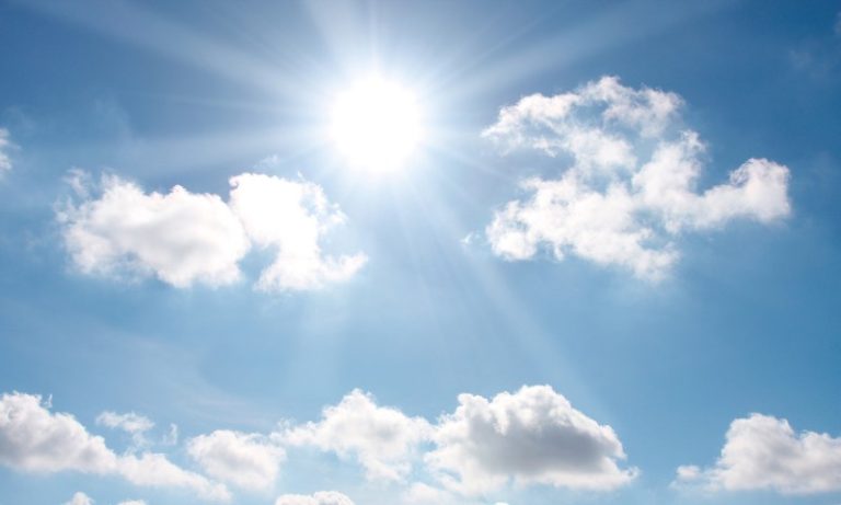 Fim de semana de calor e com baixos índices de umidade do ar no ES. Veja a previsão
