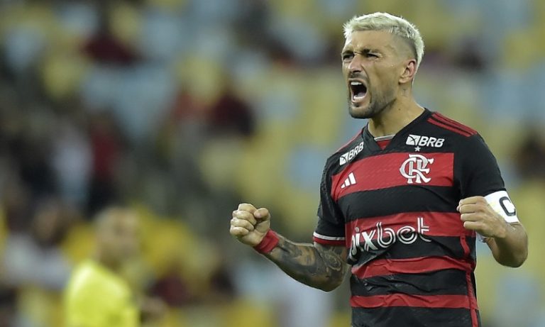 Flamengo terá duelos decisivos em todas as competições em agosto. Veja calendário