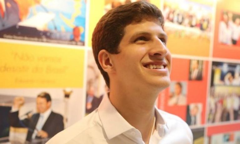 No Recife, gestão de João Campos possui aprovação maior que as de Lula e Raquel