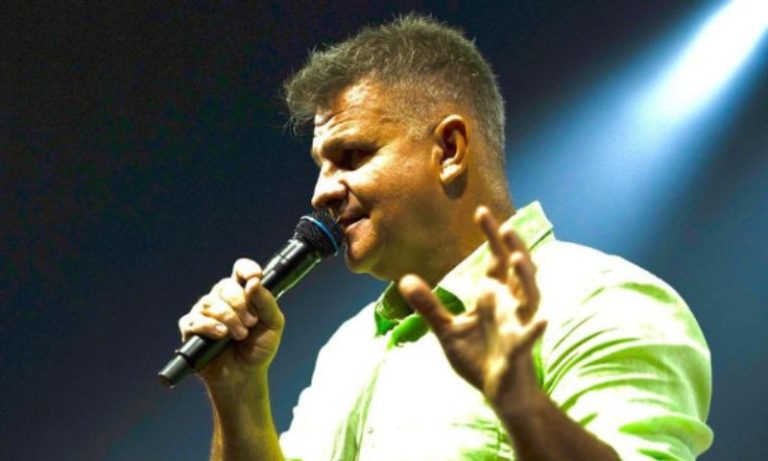 Líder da igreja Bola de Neve deve entregar armas, determina Justiça