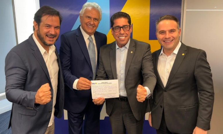 Marcelo Santos oficializa filiação ao União Brasil