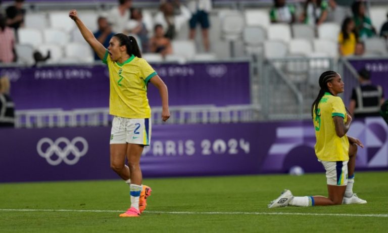 Marta brilha e Brasil vence Nigéria em estreia nos Jogos de Paris