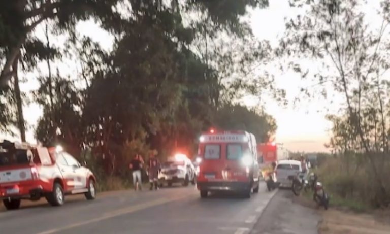 Motociclista e passageiro morrem após acidente no Noroeste do ES