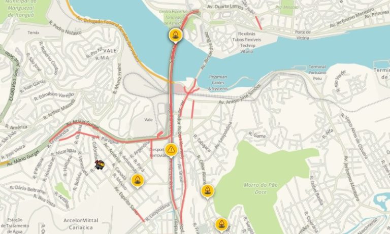 Motoristas enfrentam lentidão na Segunda Ponte