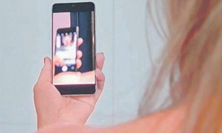 Mulheres vão à polícia denunciar ex por vazar fotos e vídeos íntimos
