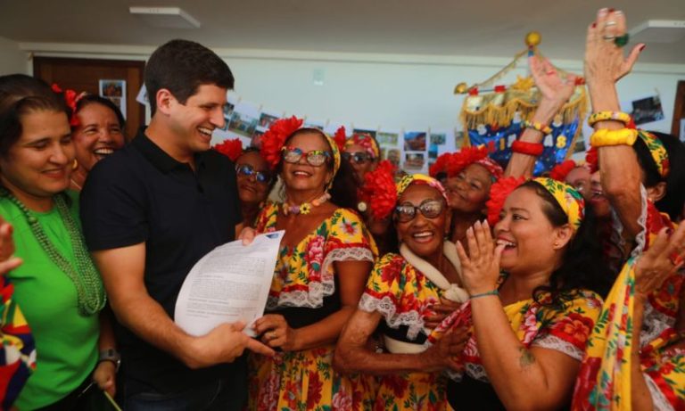 “Nosso São João é sucesso e raiz”, diz prefeito João Campos
