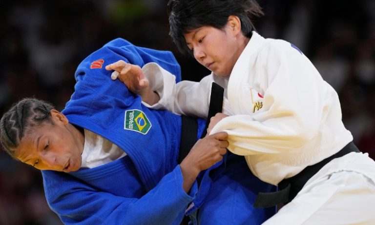 OLIMPÍADAS: Entenda a regra polêmica que fez Rafaela Silva perder bronze no judô