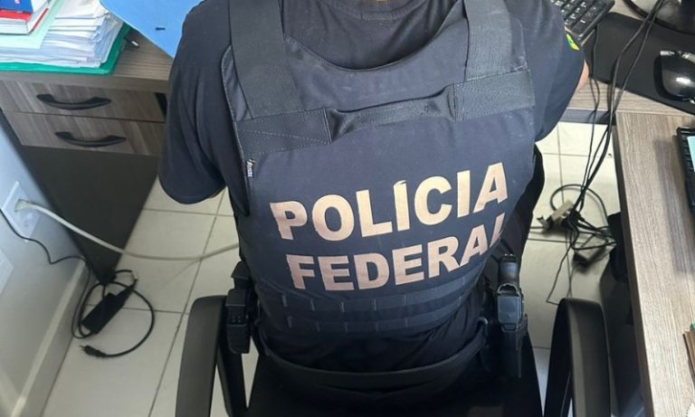 Operação afasta advogado que transmitia recados para grupo criminoso no ES