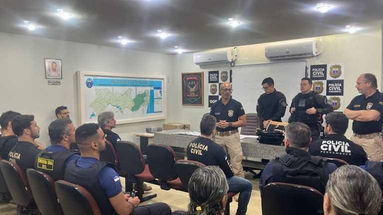 PMs são alvos de operações da Polícia Civil que cumprem 13 mandados de prisão
