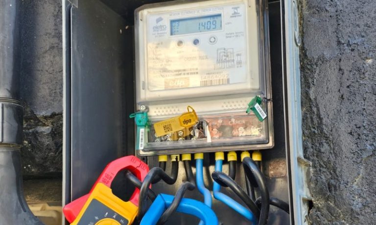 Polícia flagra furto de energia em lanchonete no Norte do ES