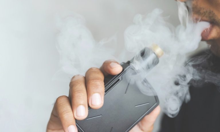 Secretaria de Saúde do ES alerta para o risco do uso de cigarros eletrônicos