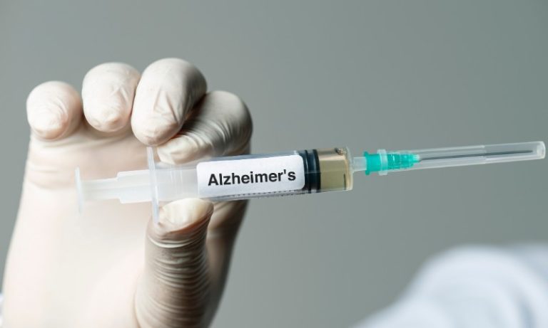 Brasil deve participar de testes da nova vacina contra o Alzheimer em 2026