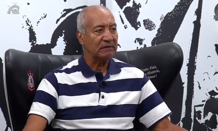 Tobias, goleiro do Corinthians no título de 1977, morre aos 75 anos