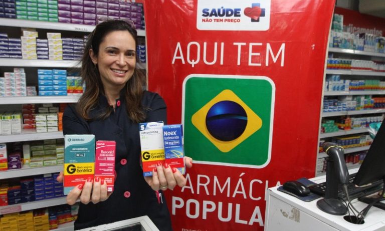 1,2 mil pacientes buscam remédios de graça todo dia