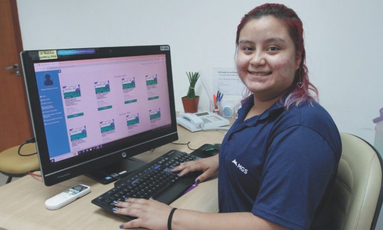 9 mil vagas em cursos para trabalhar com moda pet, crianças e idosos
